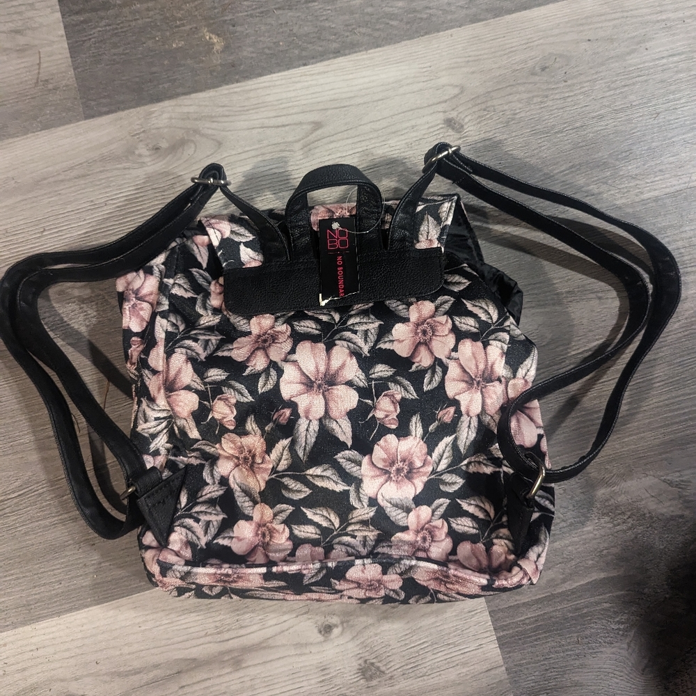 Mini Backpack - Picture 3 of 3